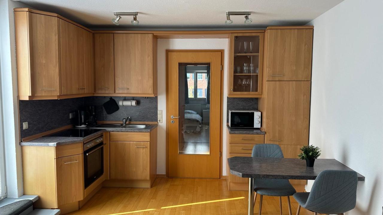 Fischers Ferienwohnung Mit Dachterrasse, Innenstadt Вильгельмсхафен Экстерьер фото